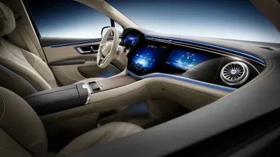 EQS SUV